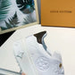 BL - High Quality Luv Sneaker 219