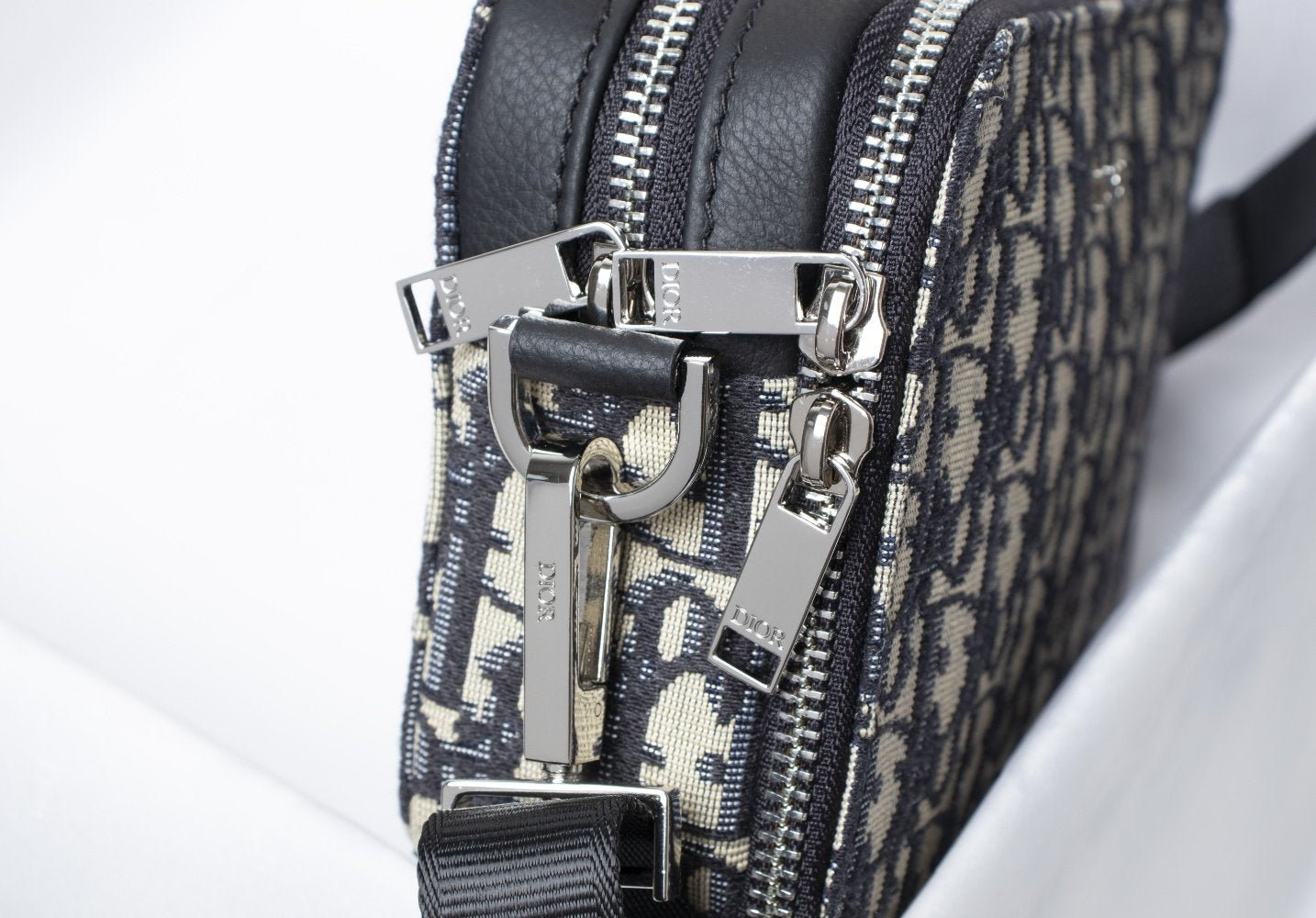 BL - High Quality Bags DIR 096