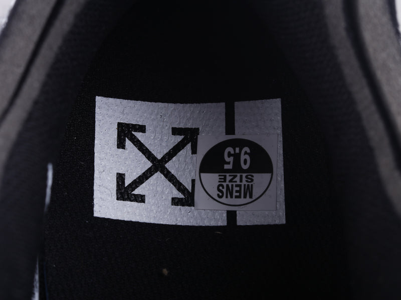 BL - Max90 black and white