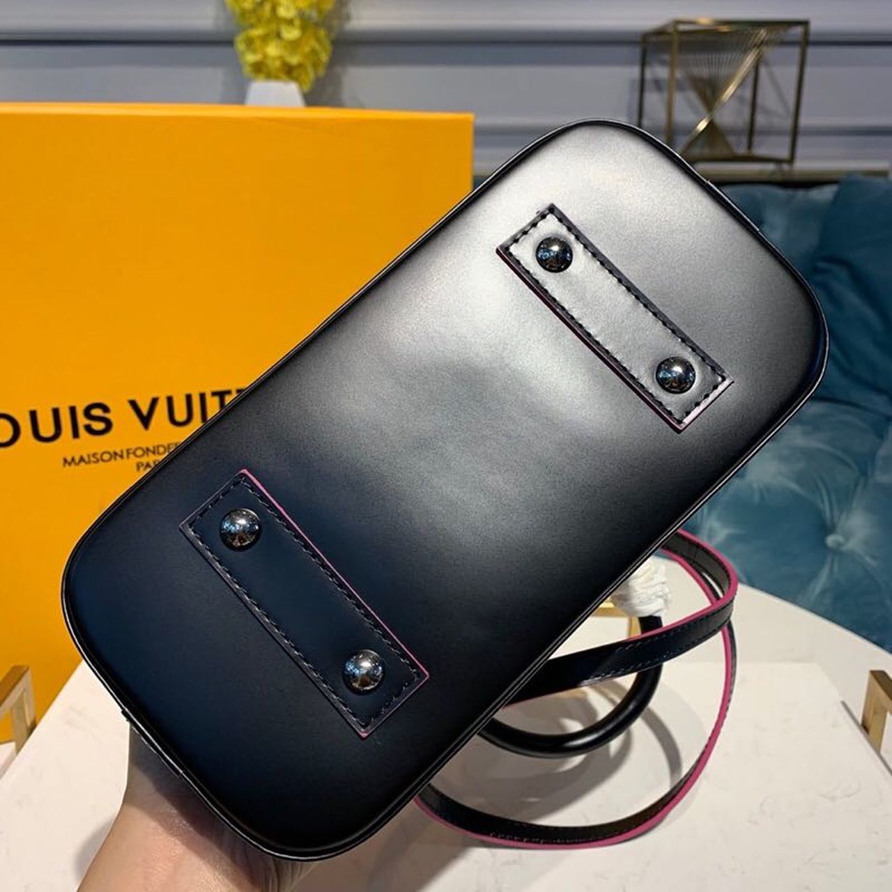 LV Alma BB Epi Black/Pink For Women,  Shoulder And Crossbody Bags 9.2in/23.5cm LV