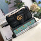 gg Marmont Small Matelassé Shoulder Bag Black Matelassé Chevron For Women 10in/26cm 443497 DTDIT 1000