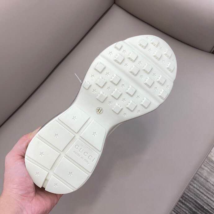 BL-GCI  Rhyton Interlocking Disk Sneaker 051