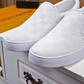 BL - High Quality Luv Sneaker 057