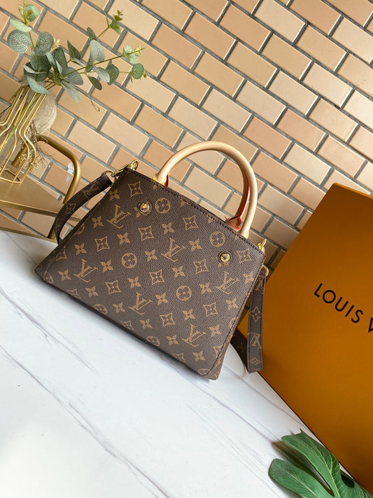 BL - High Quality Bags LUV 102