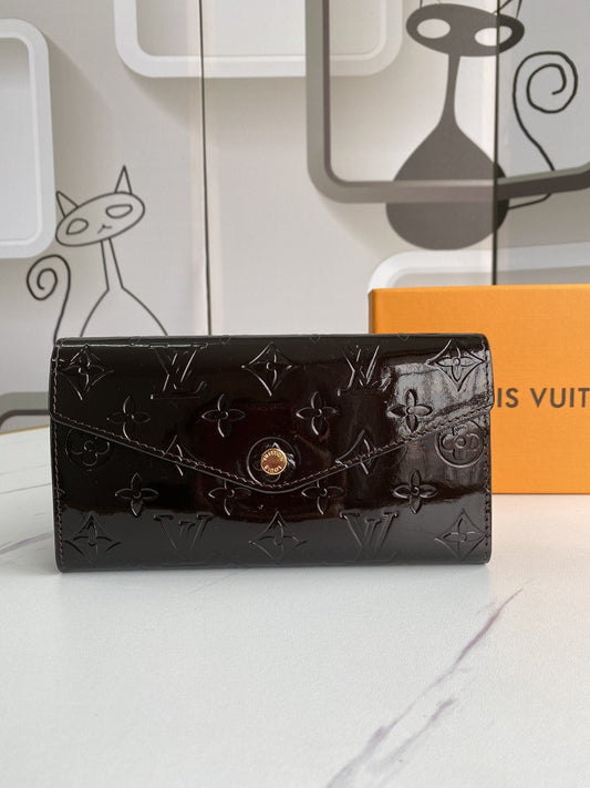 BL - High Quality Wallet LUV 003