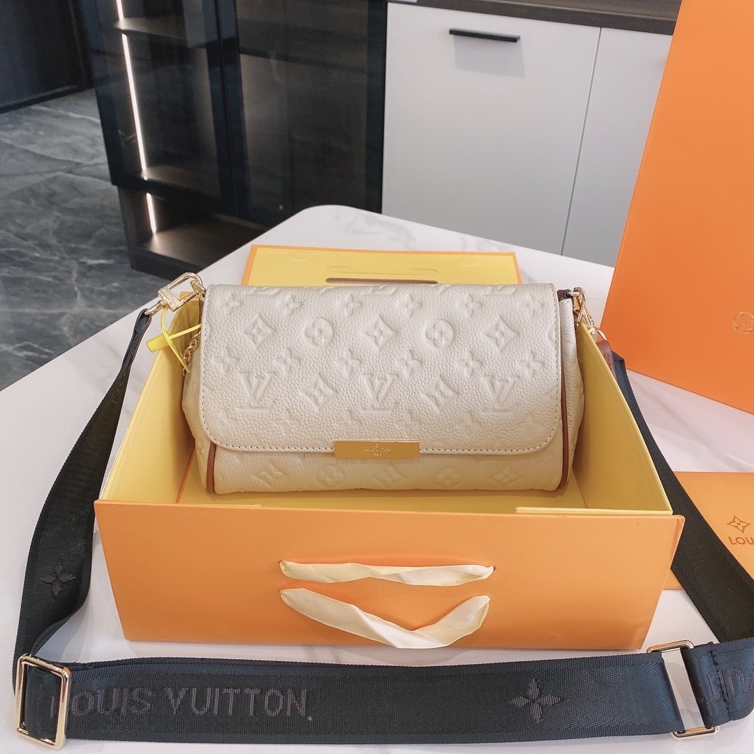 BL - High Quality Bags LUV 063