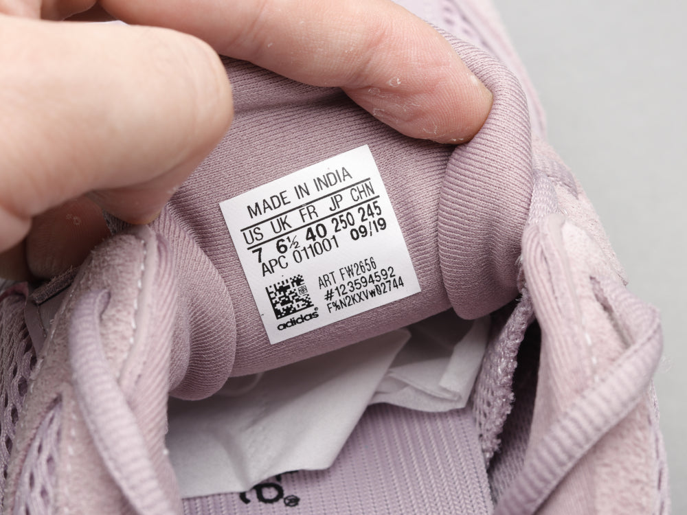 BL - Yzy 500 Soft Vision Sneaker