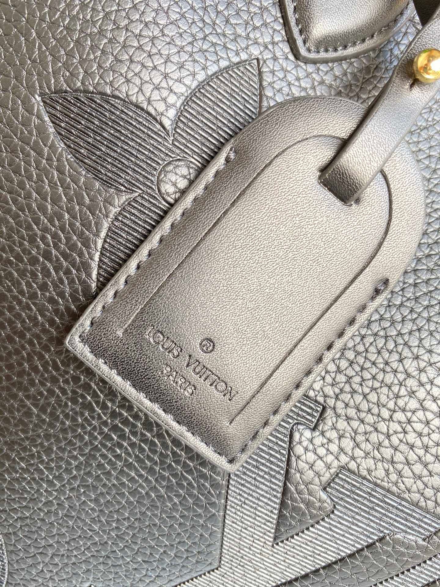 BL - High Quality Bags LUV 039