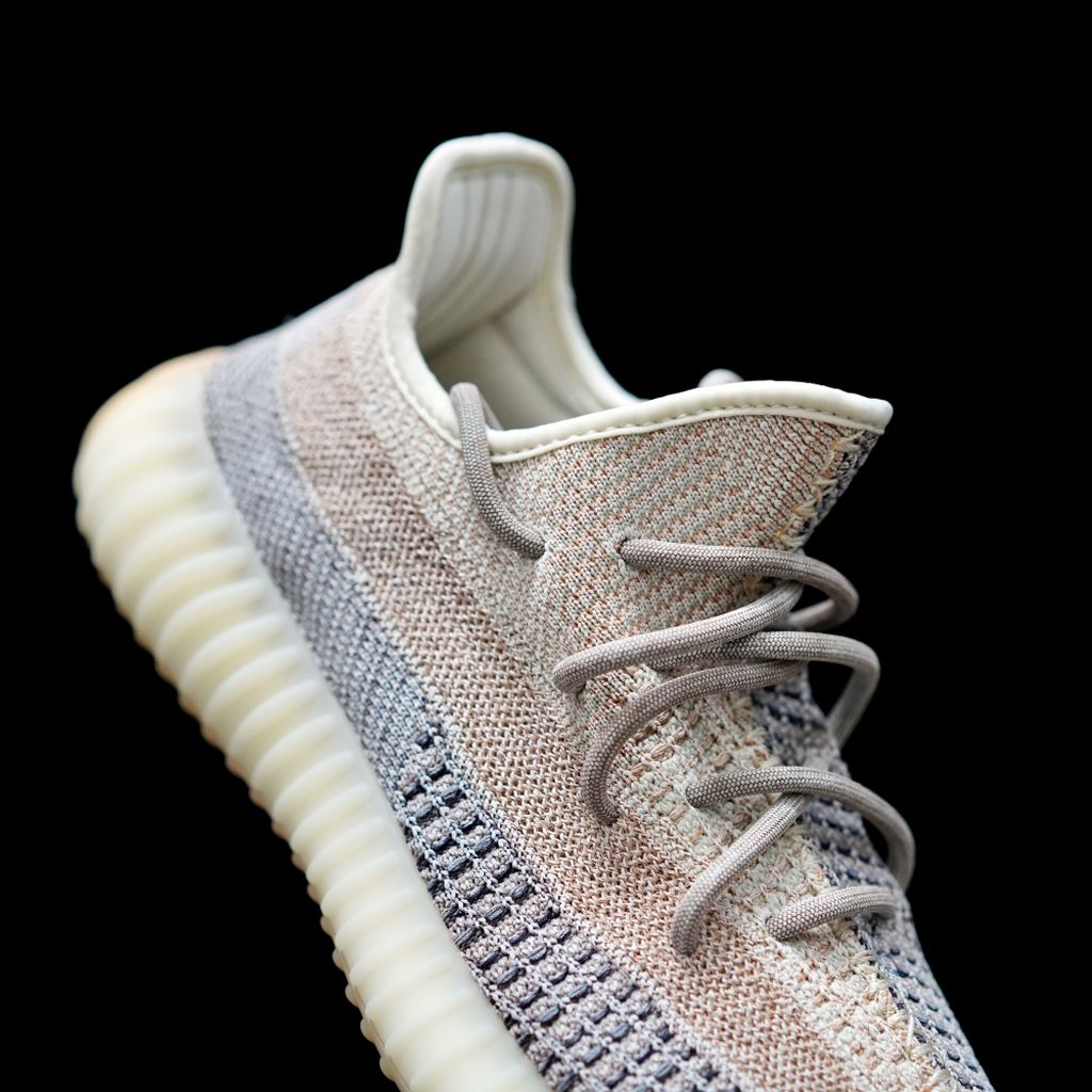 BL - Yzy 350 V2 Ash Pearl Sneaker