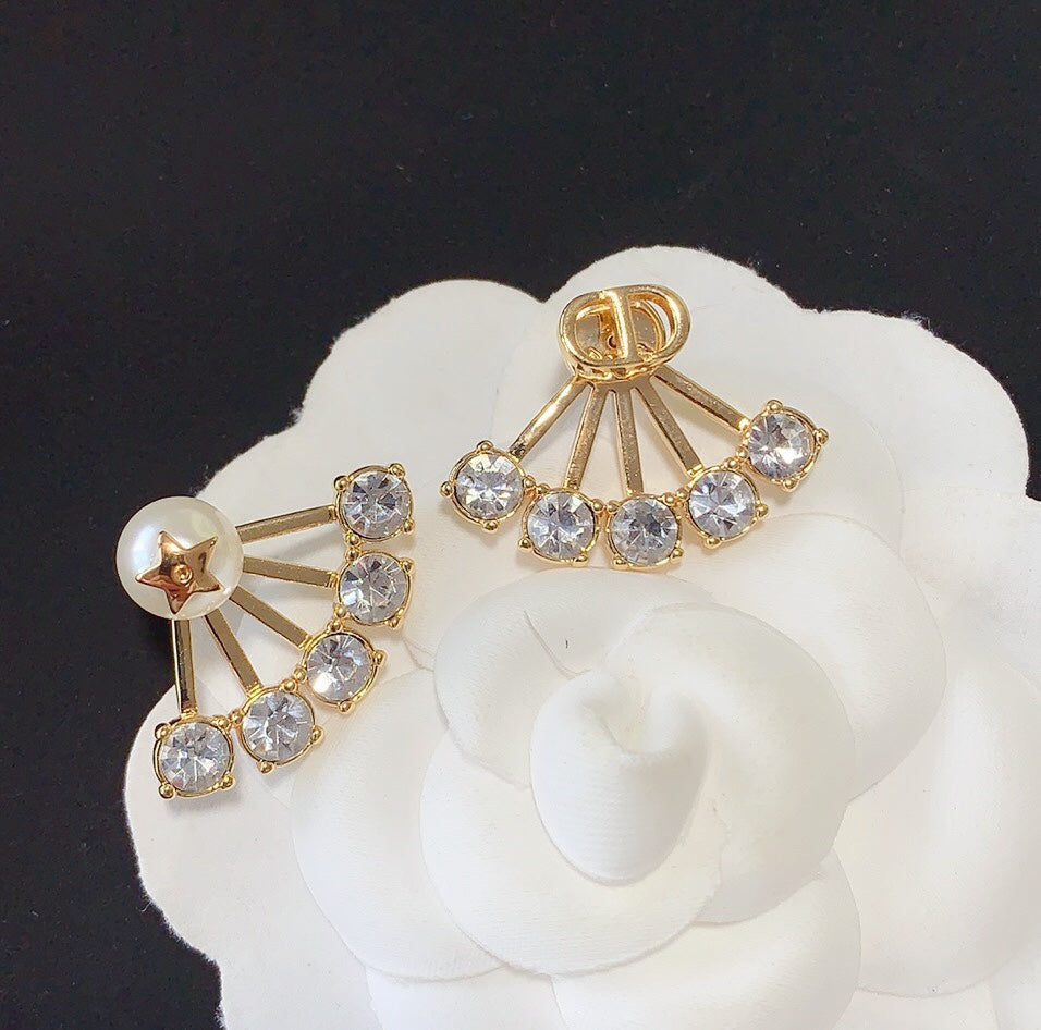 High Quality Earring Dir 040