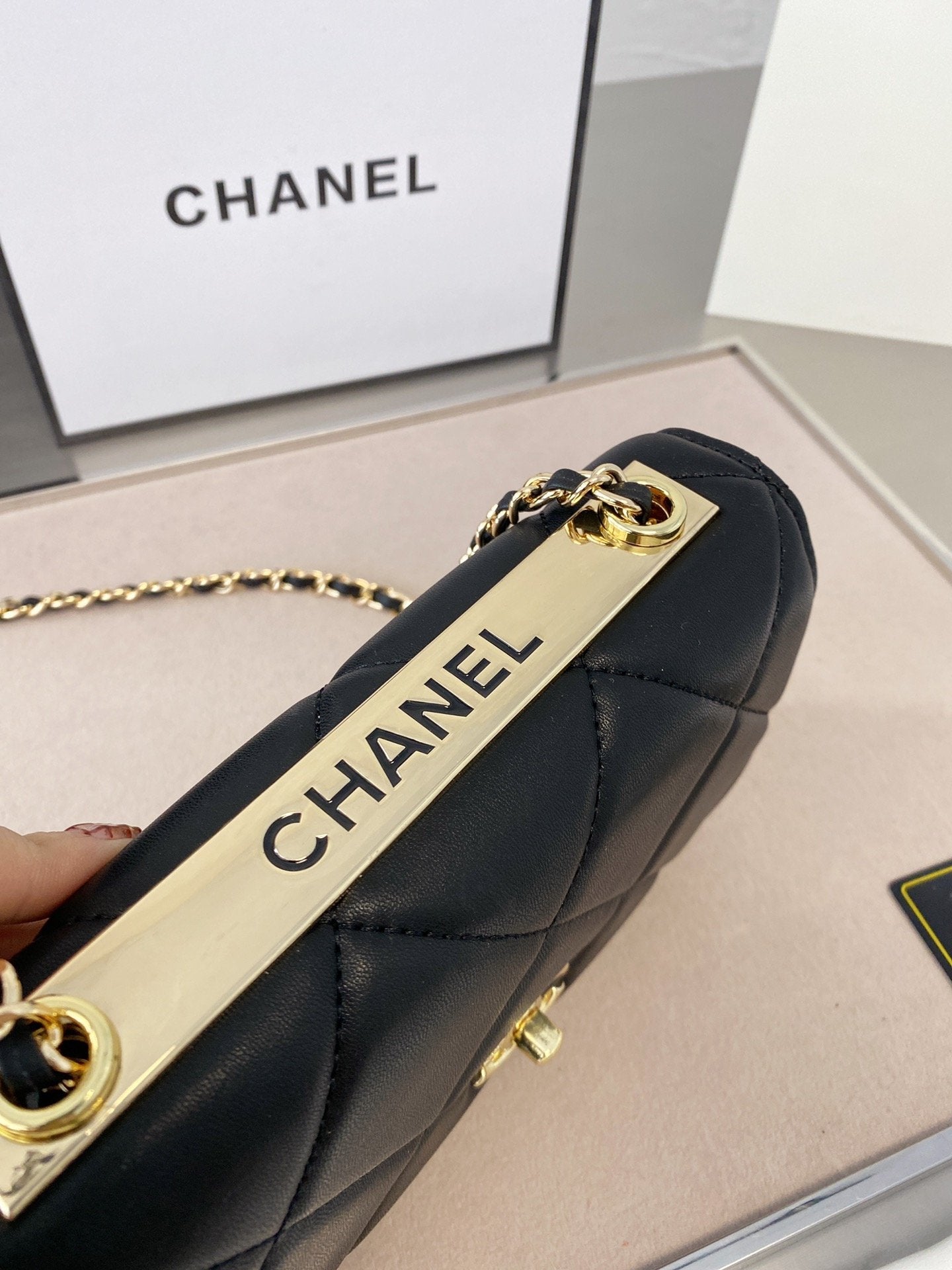 BL - High Quality Bags CHL 054