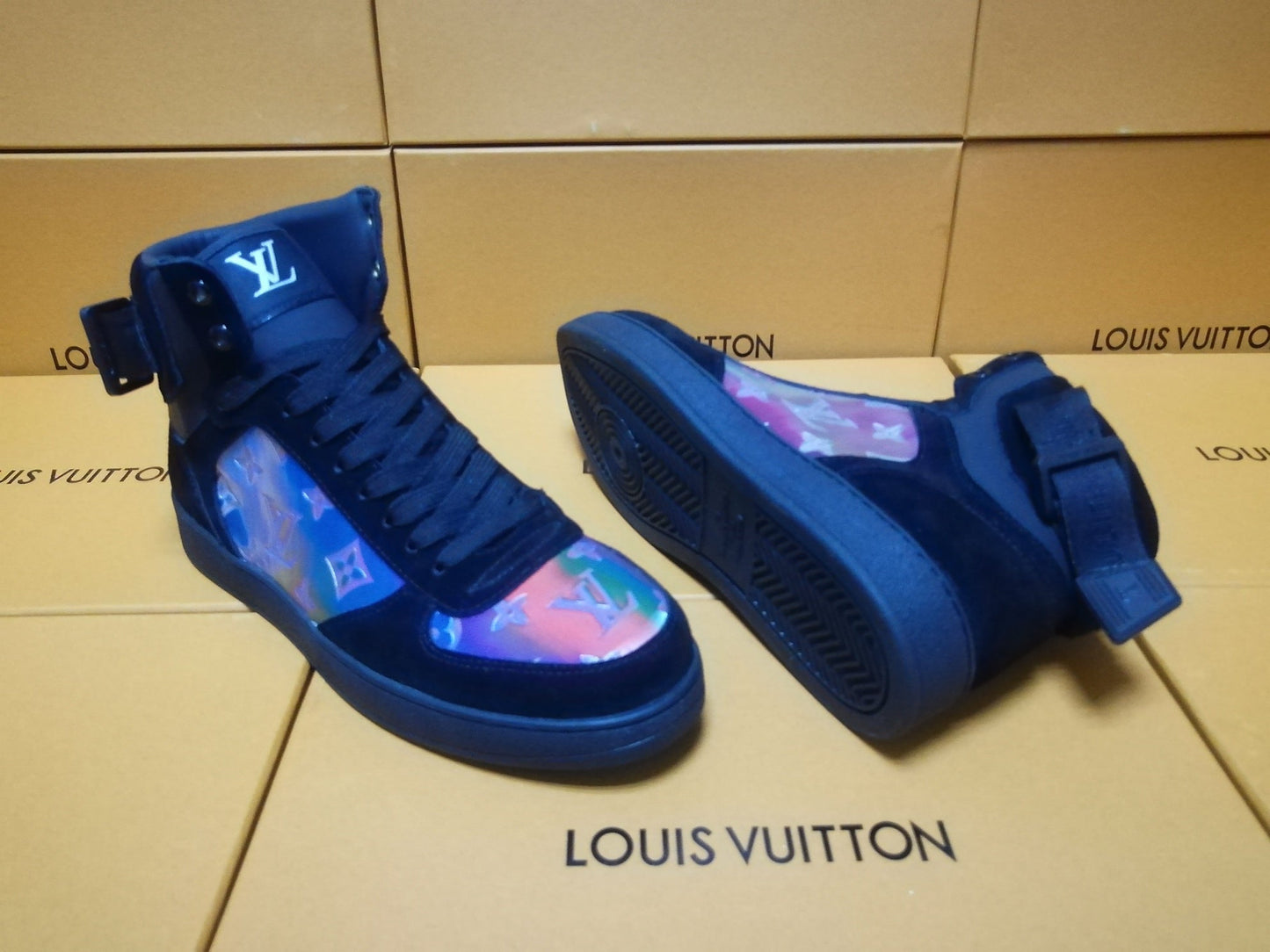 BL - Luv Rivoli Blue Sneaker