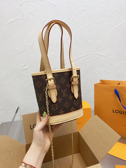 BL - High Quality Bags LUV 079