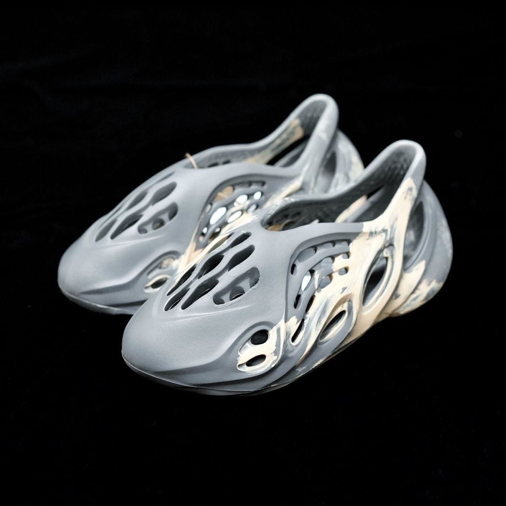 BL - Yzy Foam Runner Clog Grey CaBL Sneaker