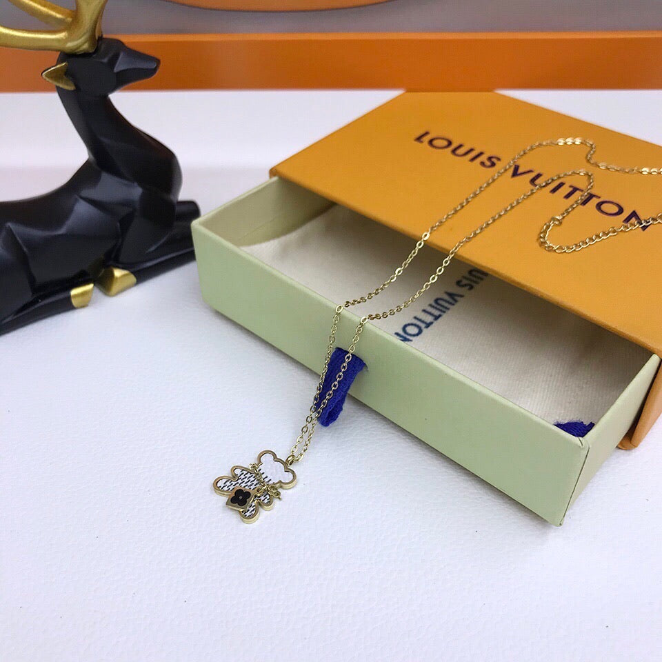 BL - High Quality Necklace LUV009
