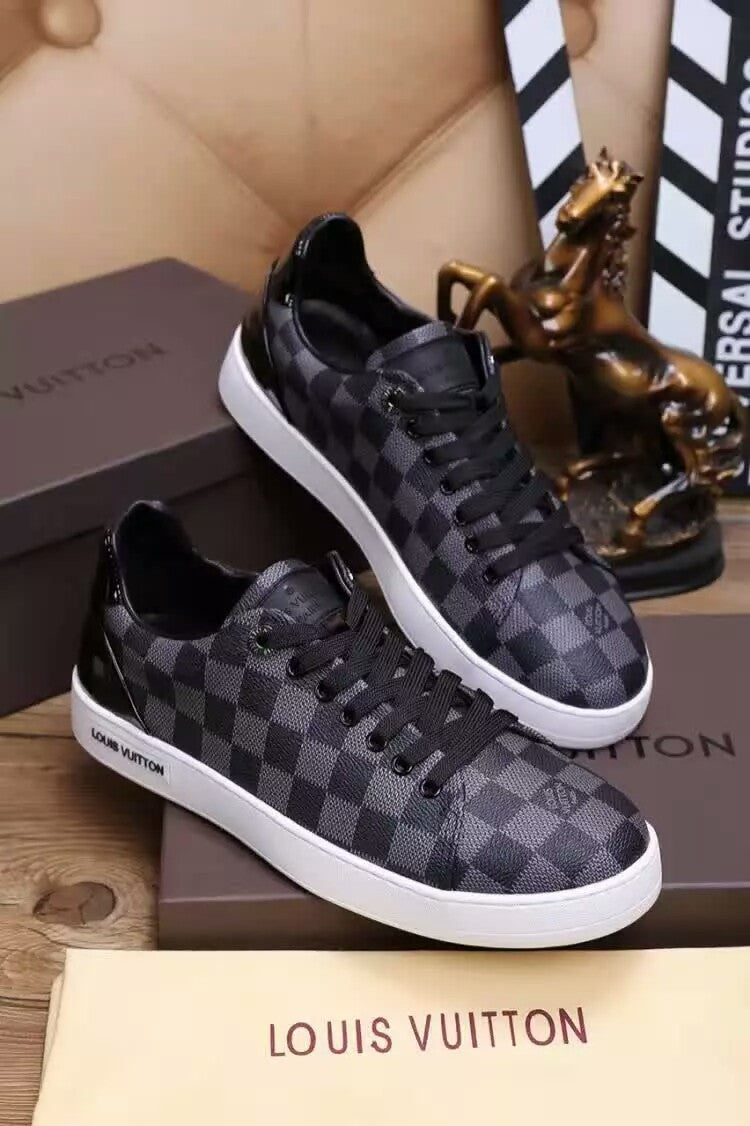 BL - LUV Black Sneaker