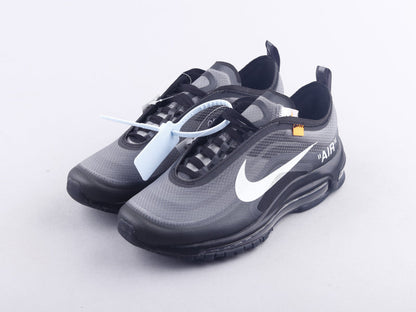 BL - Max97 black and white