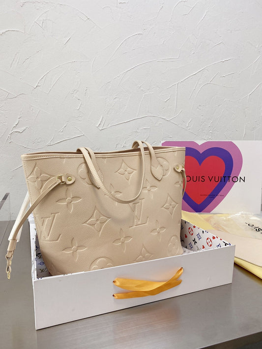 BL - High Quality Bags LUV 076
