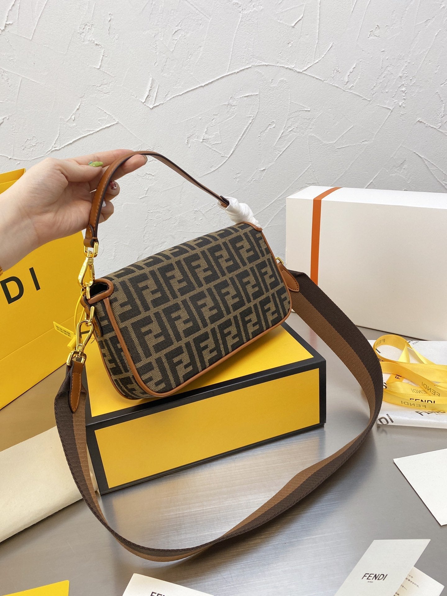 BL - High Quality Bags FEI 136