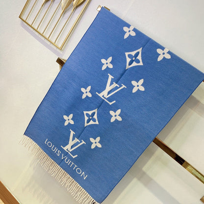 High Quality LUV  Scarf 035