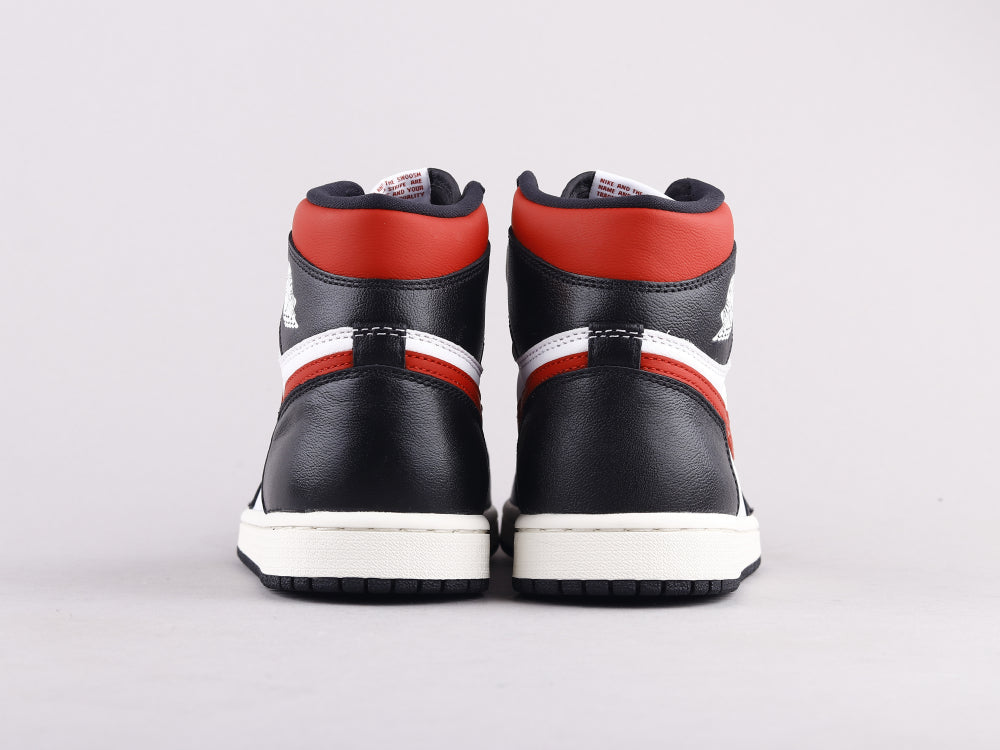 BL - AJ1 Red Hook Black Toe