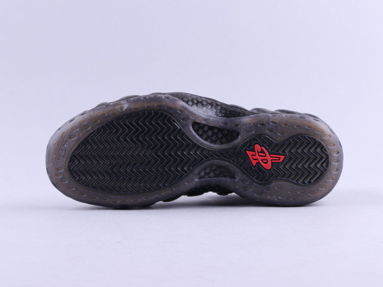 BL - NKE Hardaway Foam black red spray