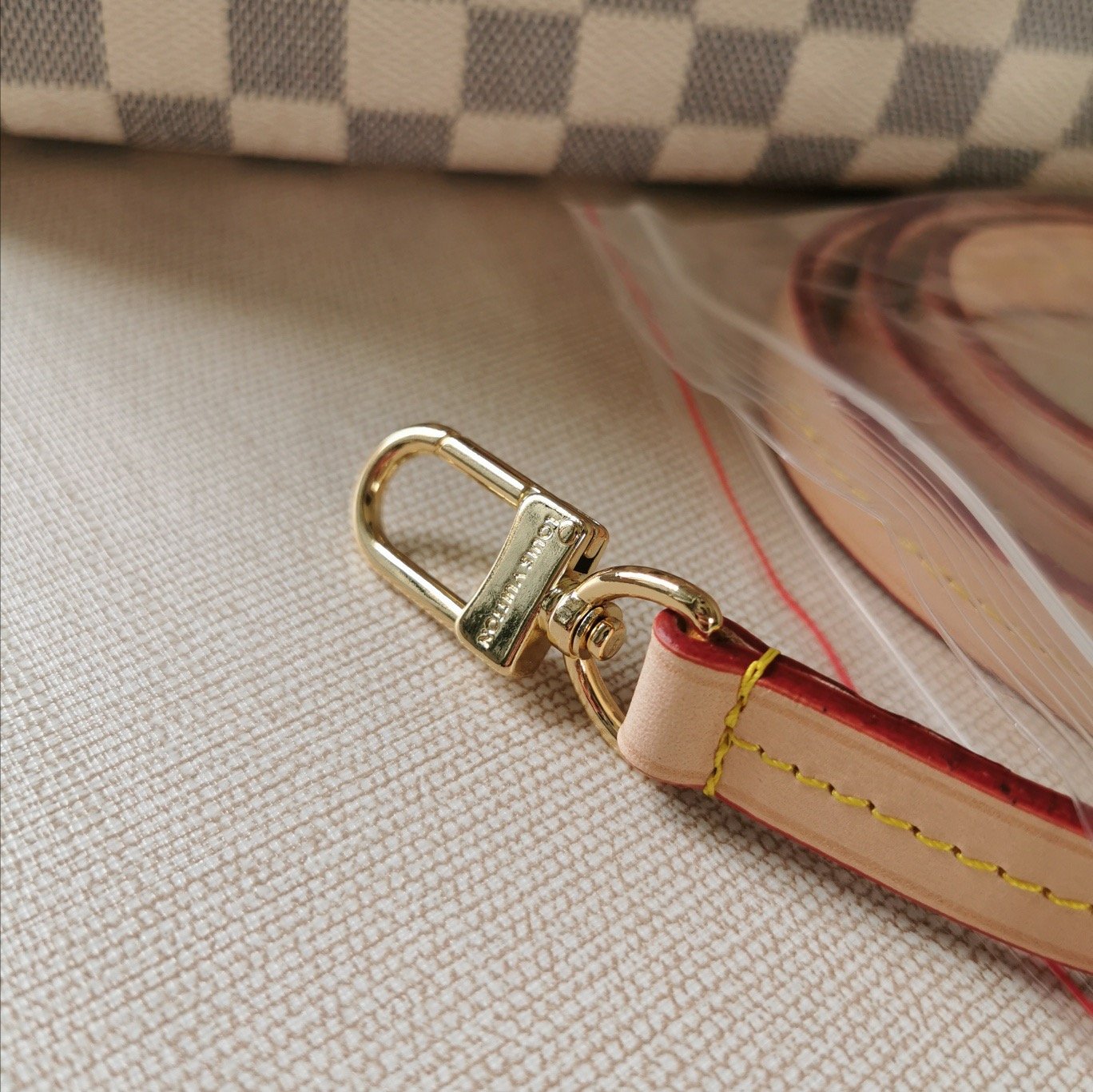 BL - High Quality Bags LUV 253