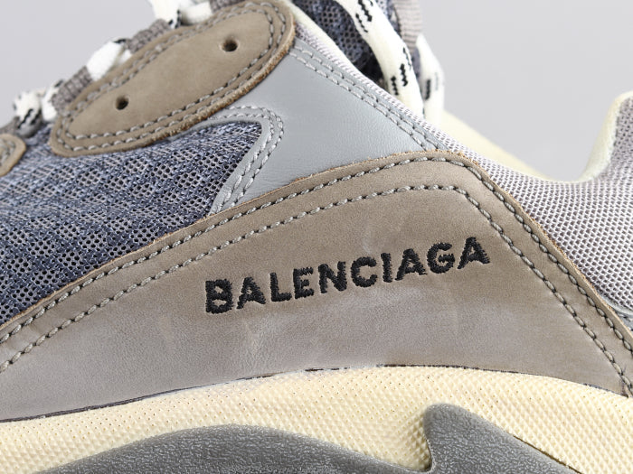 BL - Bla Triple S Grey Sneaker