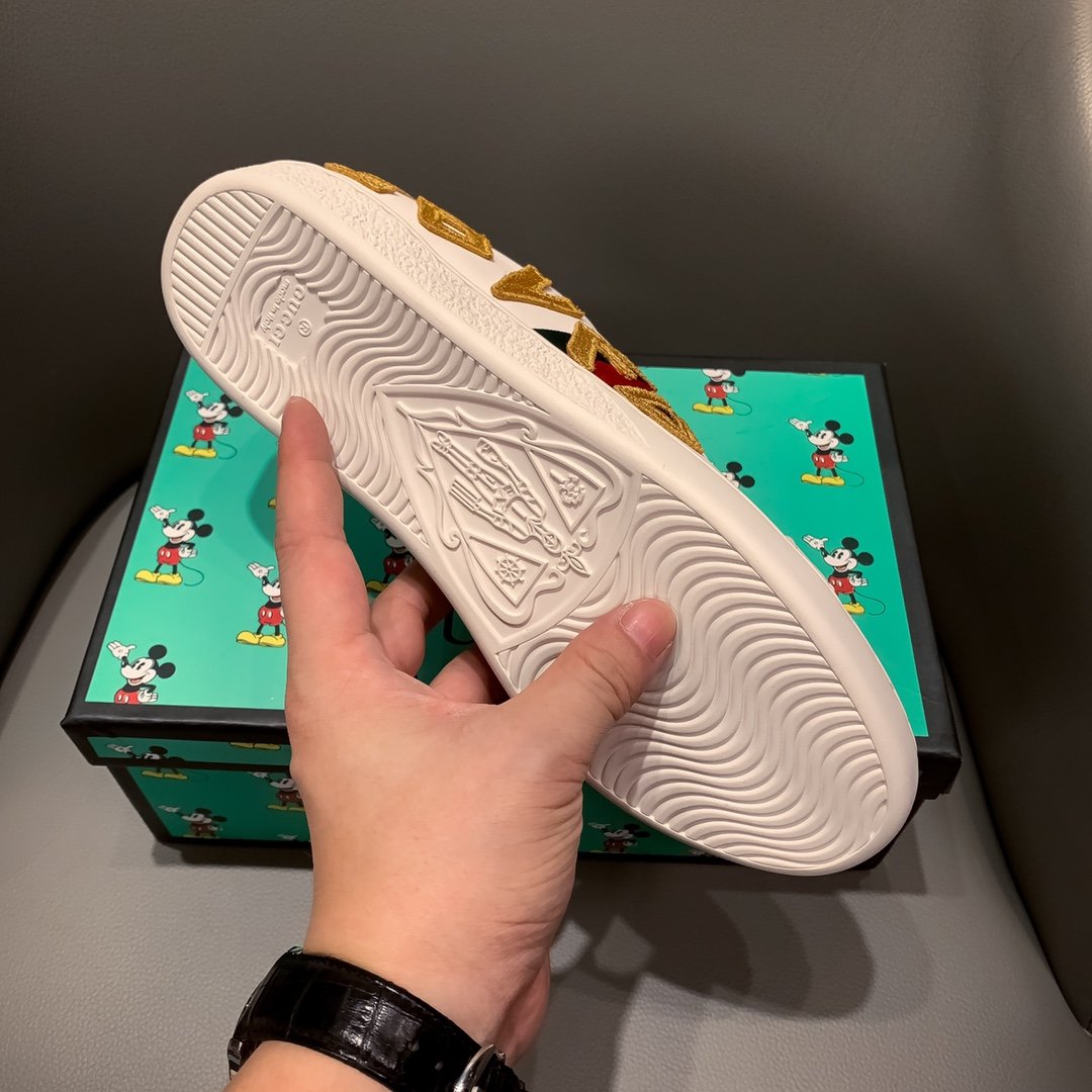 BL-GCI  Ace Embroidered Love  SNEAKER 122