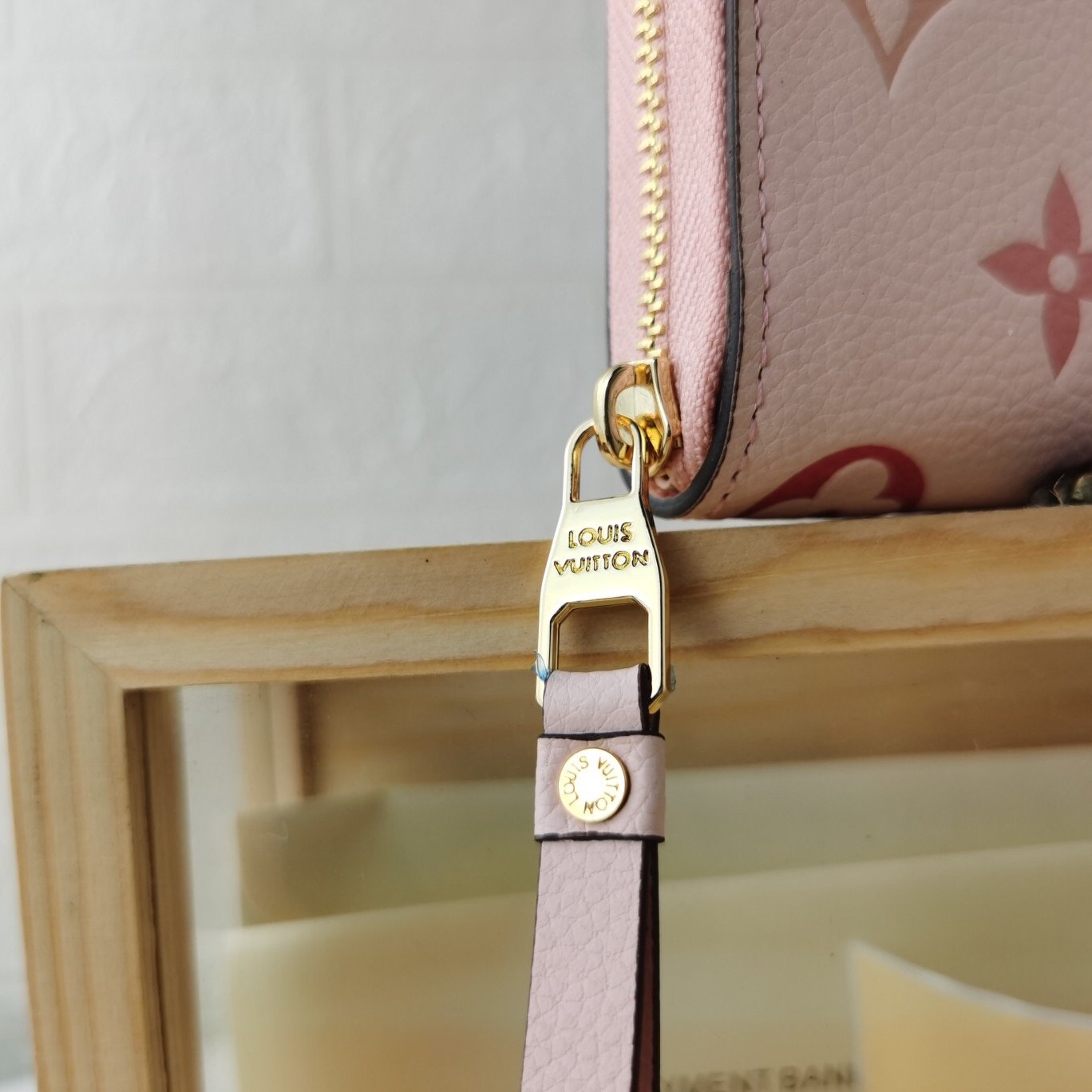 BL - High Quality Wallet LUV 111