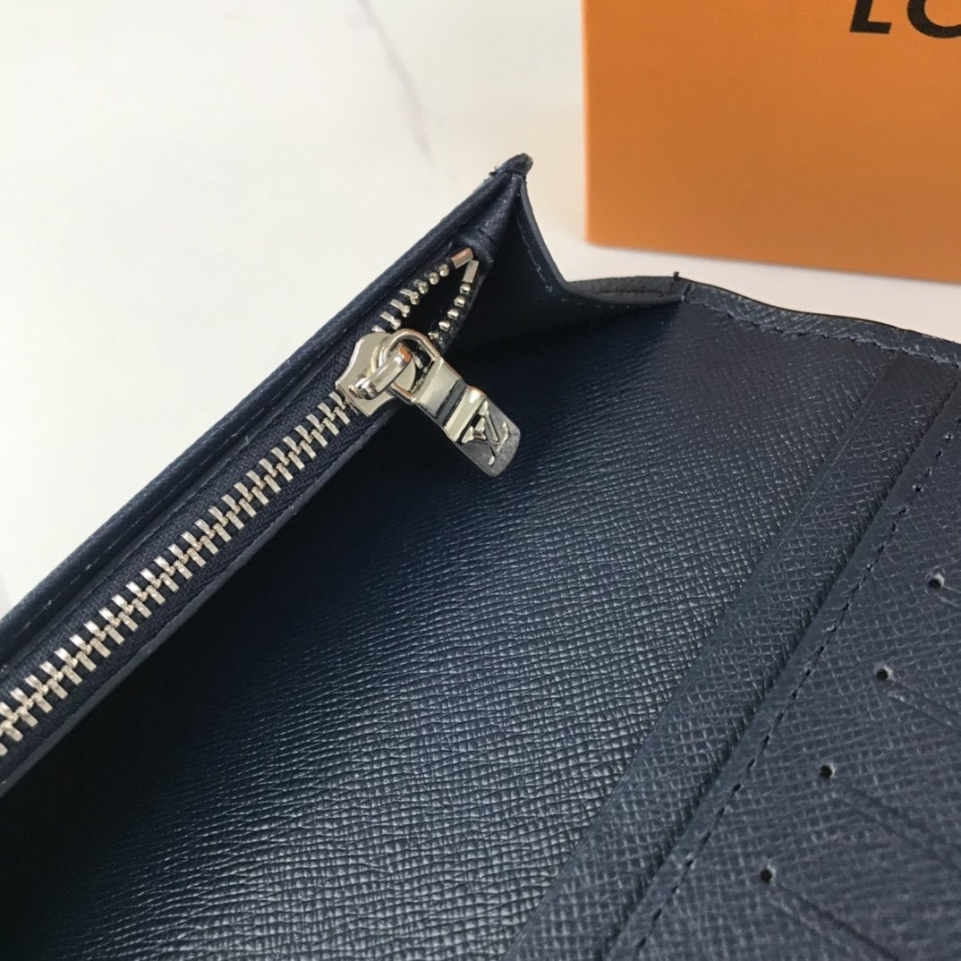 BL - High Quality Wallet LUV 075