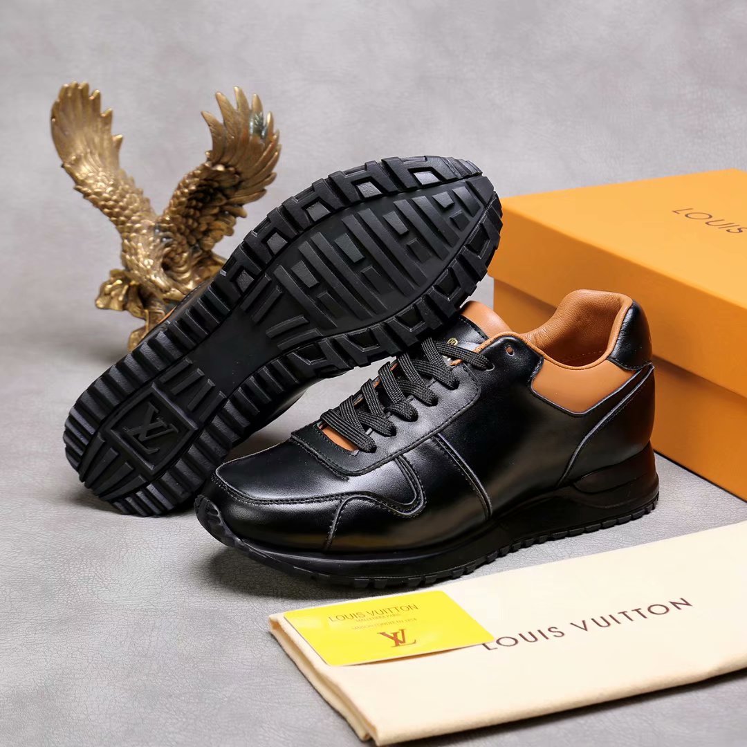 BL - LUV Run Away Black Sneaker