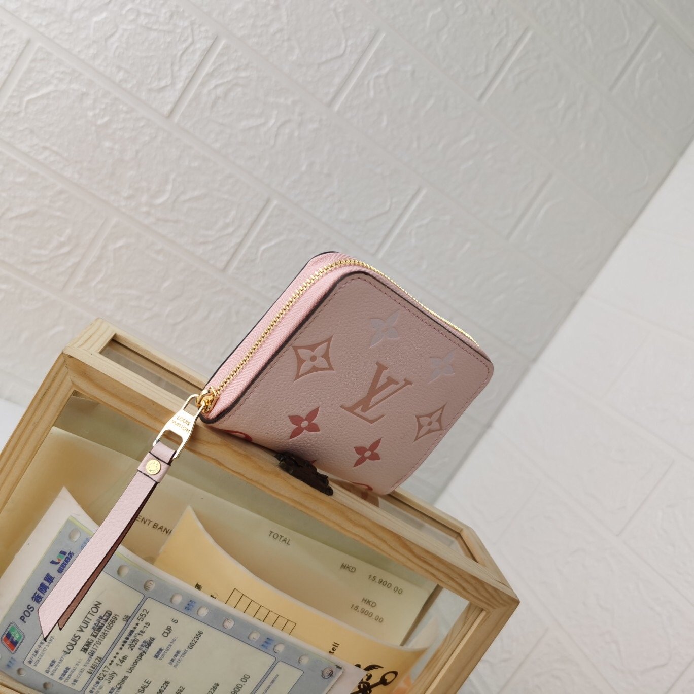 BL - High Quality Wallet LUV 111