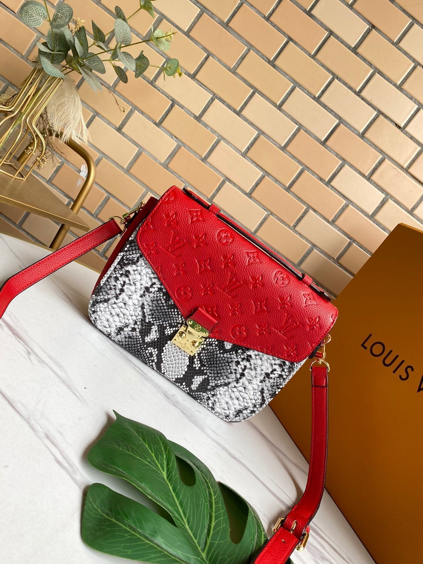 BL - High Quality Bags LUV 125