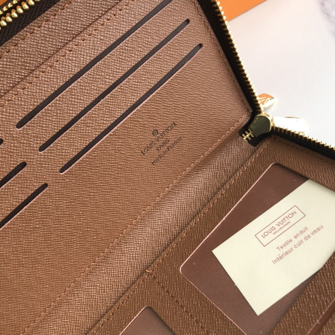 BL - High Quality Wallet LUV 053