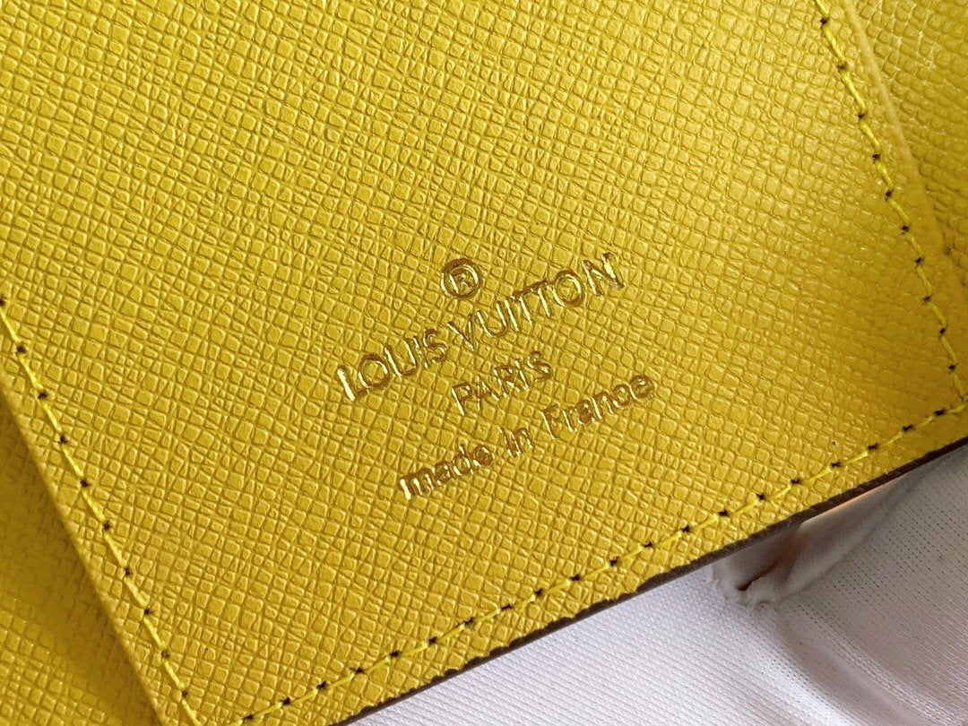 BL - High Quality Wallet LUV 115