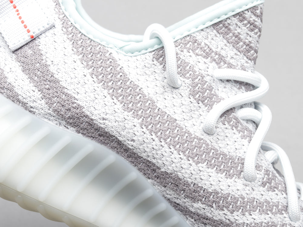 BL - Yzy 350 Combustible iBL Sneaker