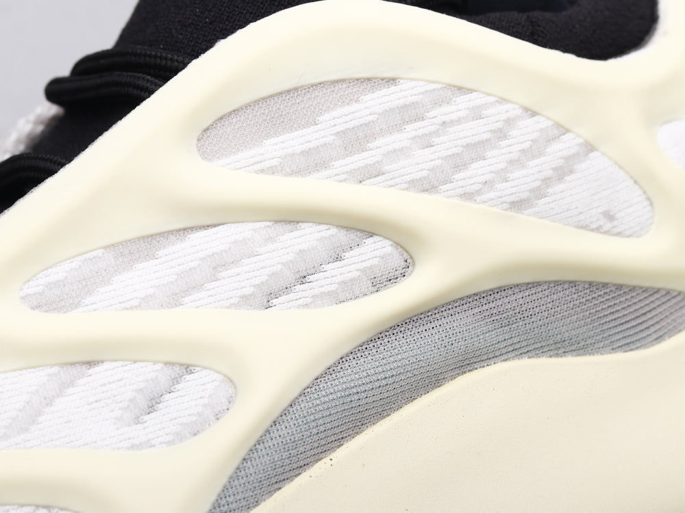 BL - Yzy 700 Azael Alien Sneaker
