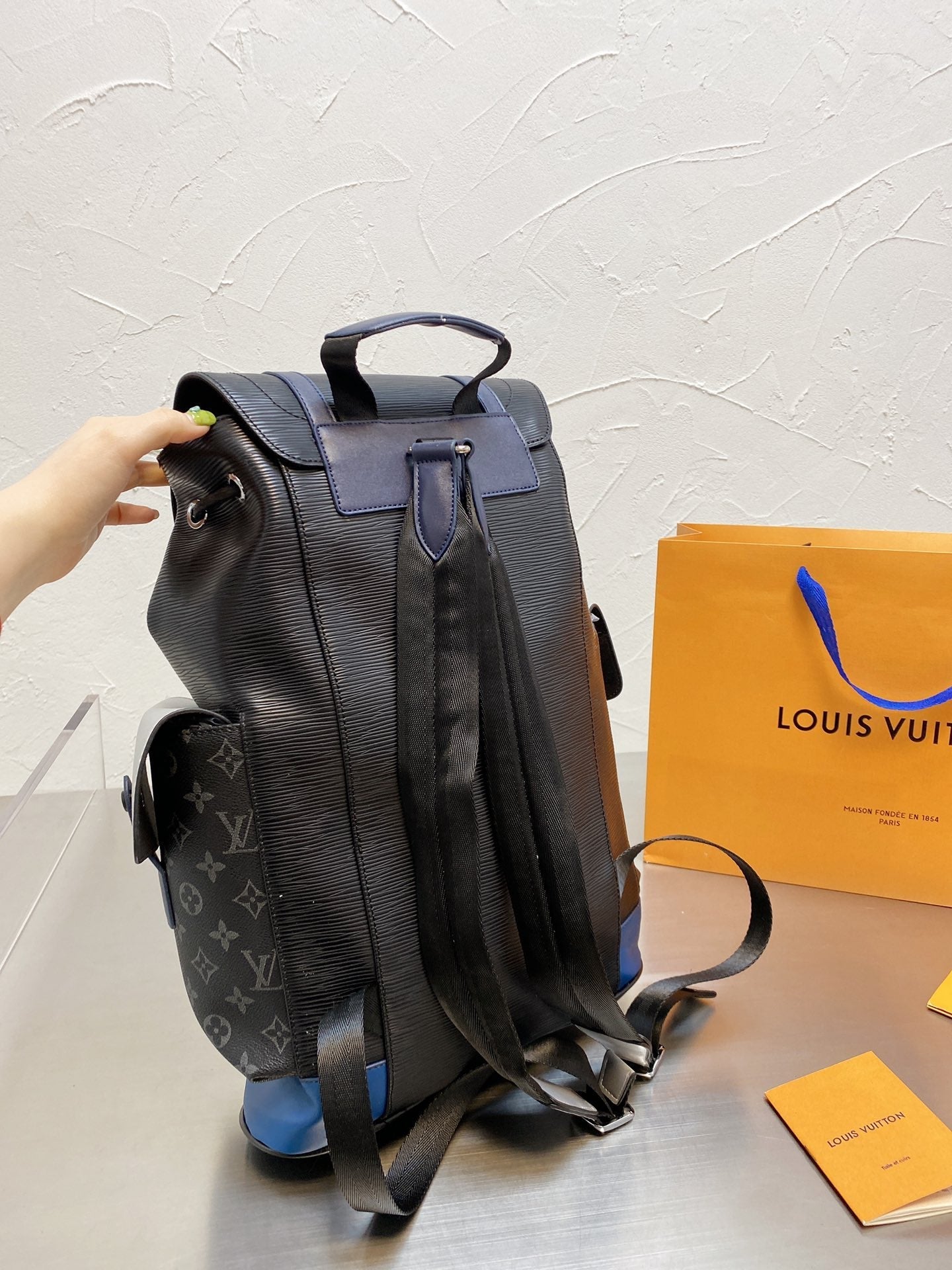 BL - High Quality Bags LUV 077