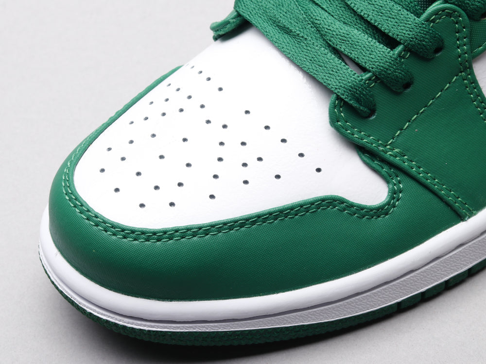 BL - AJ1 celtic white green