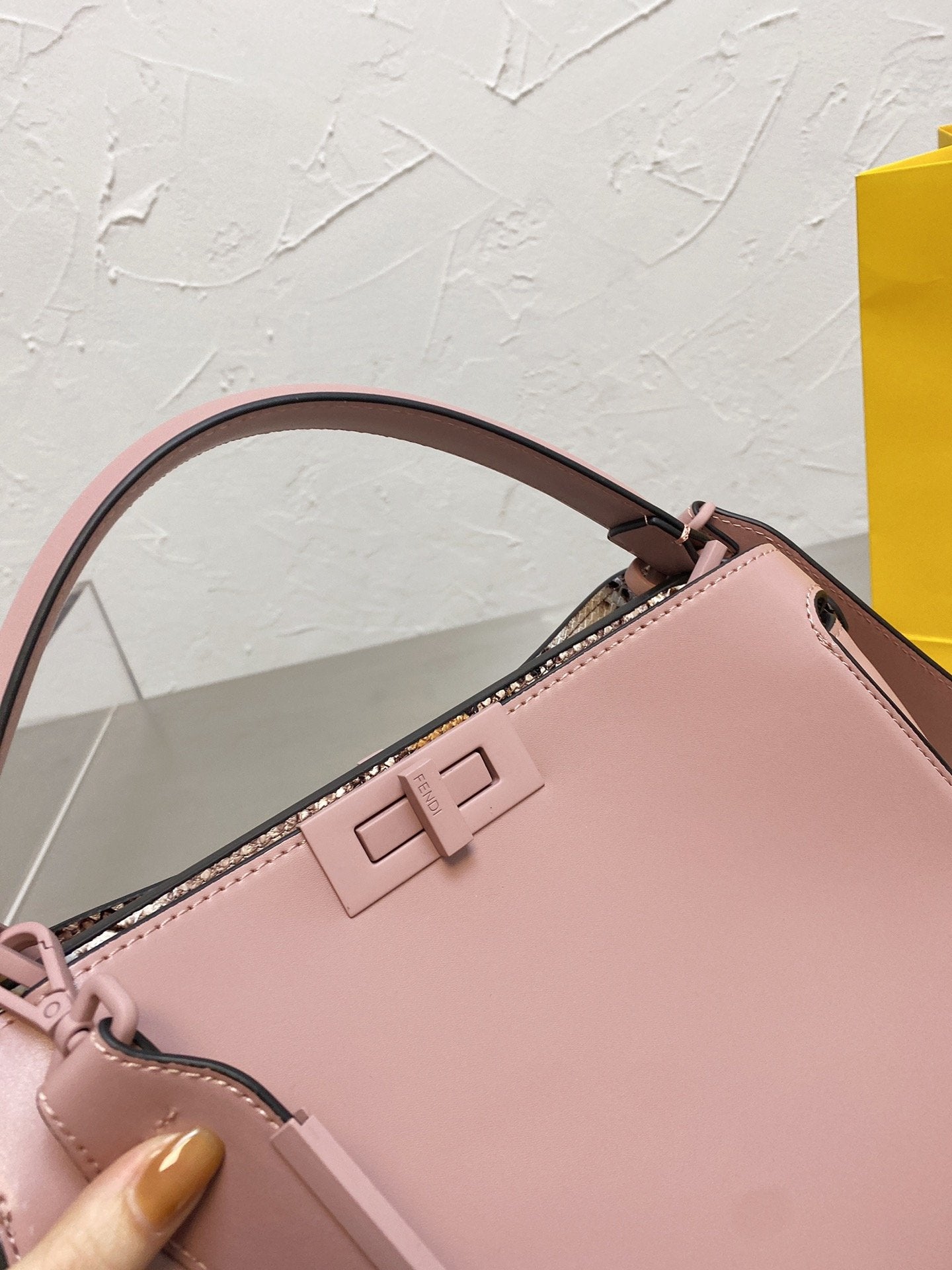BL - High Quality Bags FEI 102