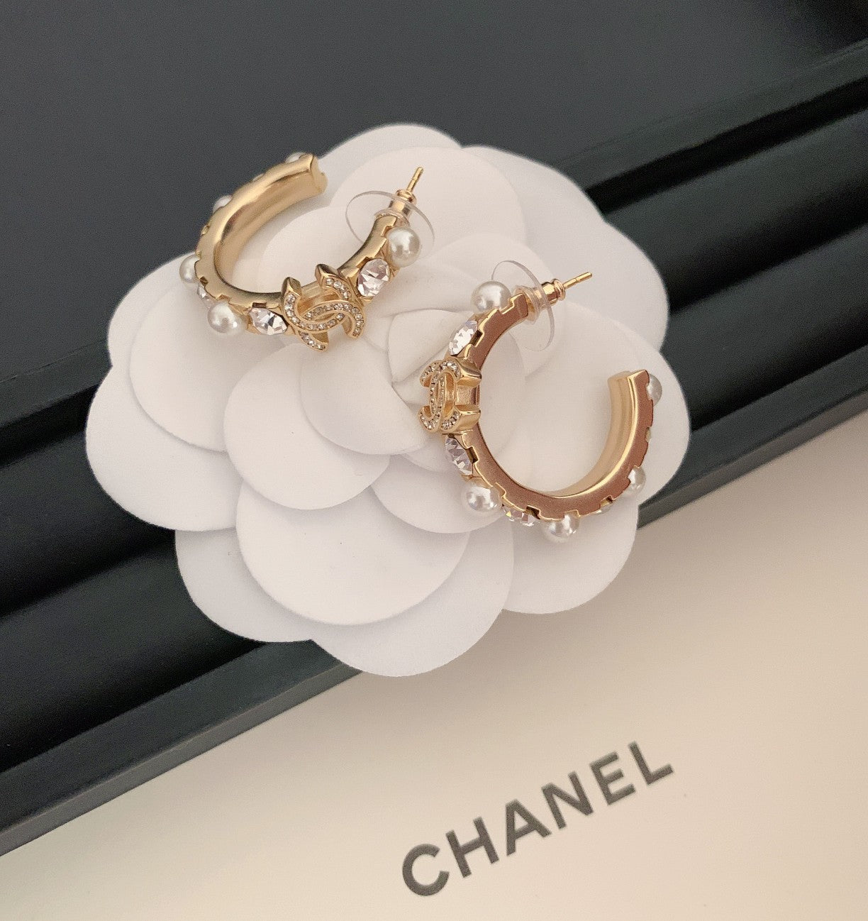 BL - High Quality Earring CHL 035