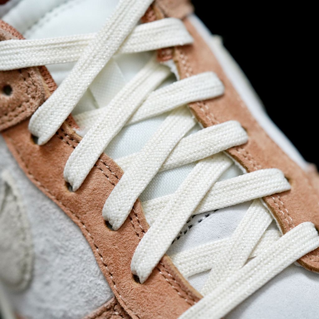 BL - NKE wheat khaki