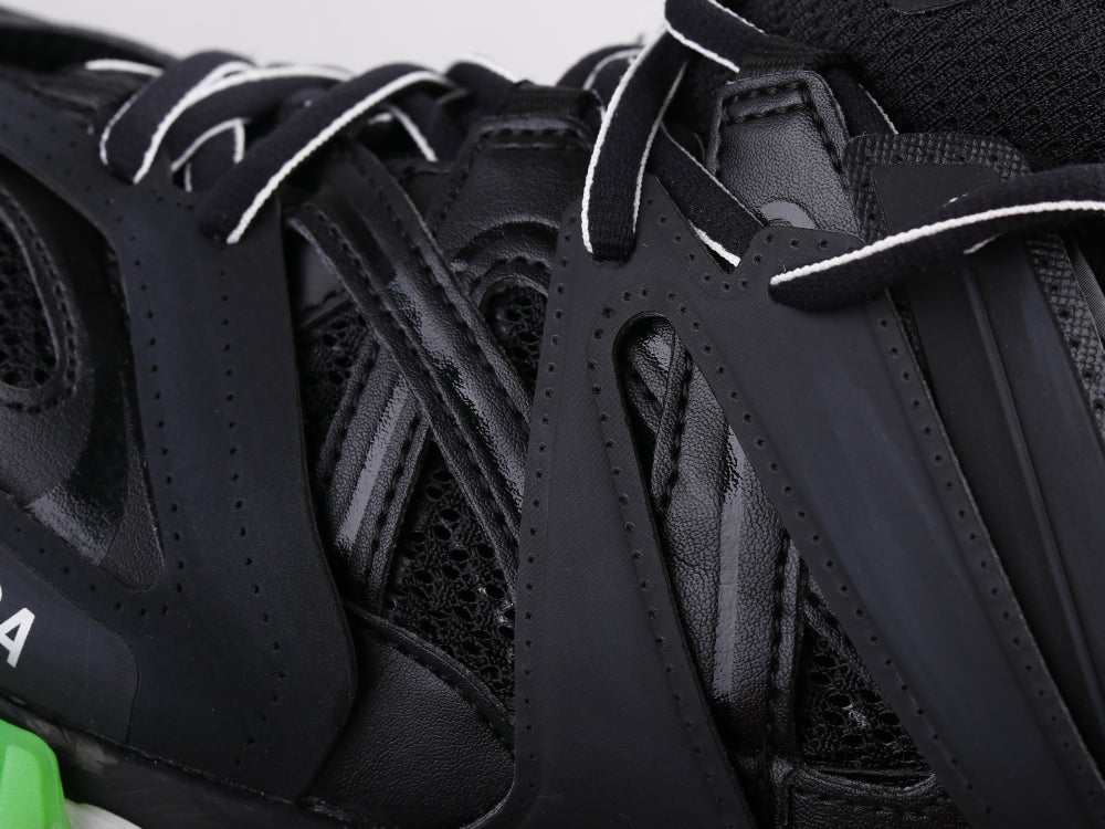 BL - Bla Track Three Generations Black Sneaker