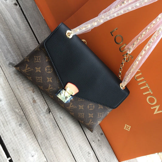 BL - High Quality Bags LUV 211