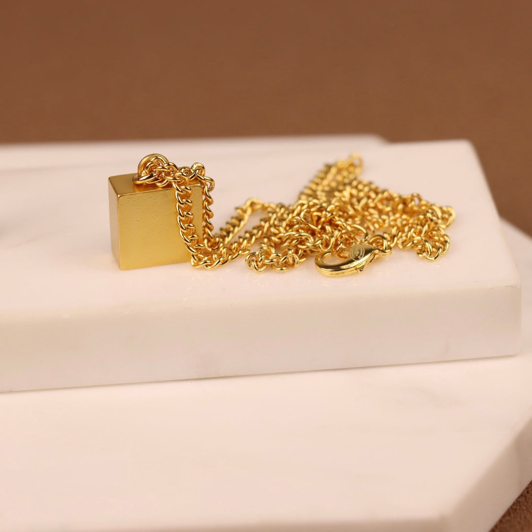 BL - High Quality Necklace CHL038