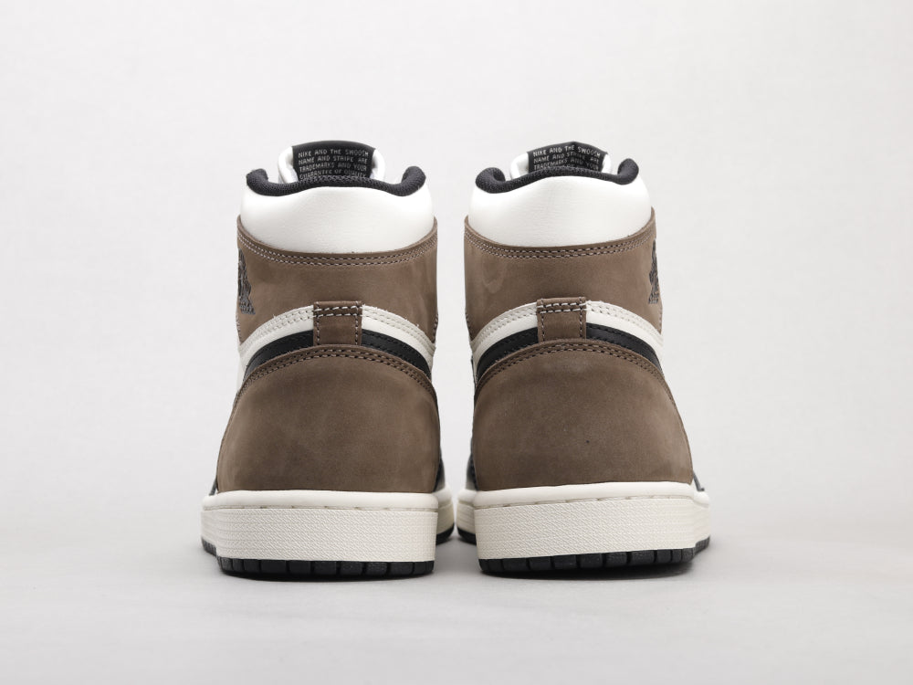 BL - AJ1 Small Barb Black BLcha