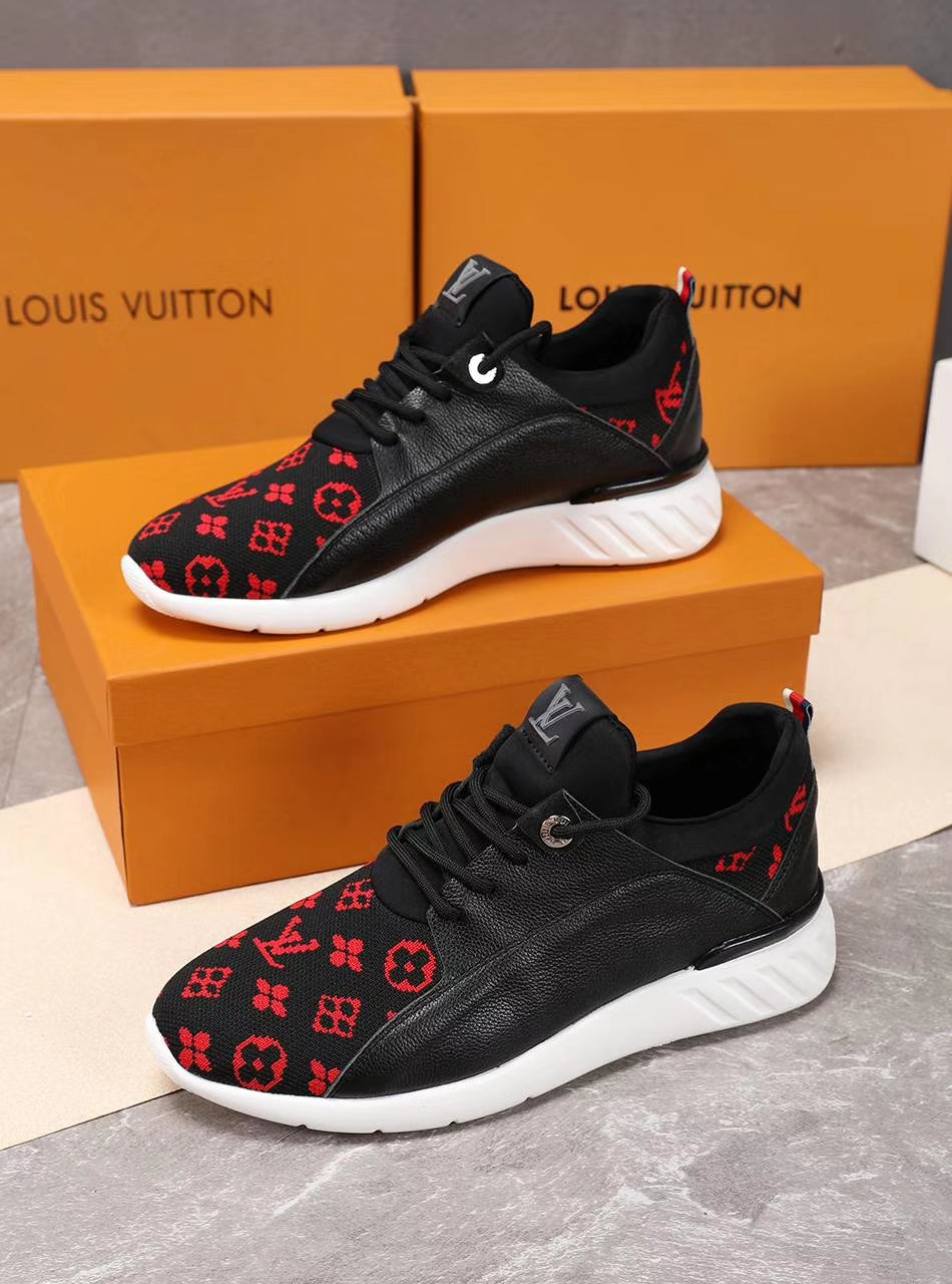 BL - High Quality Luv Sneaker 106