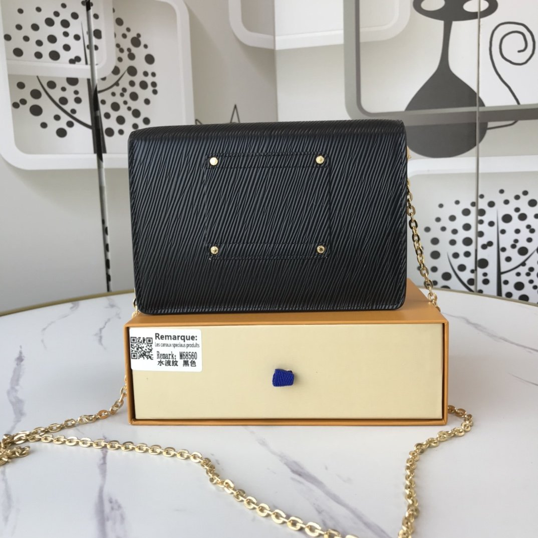 BL - High Quality Wallet LUV 066