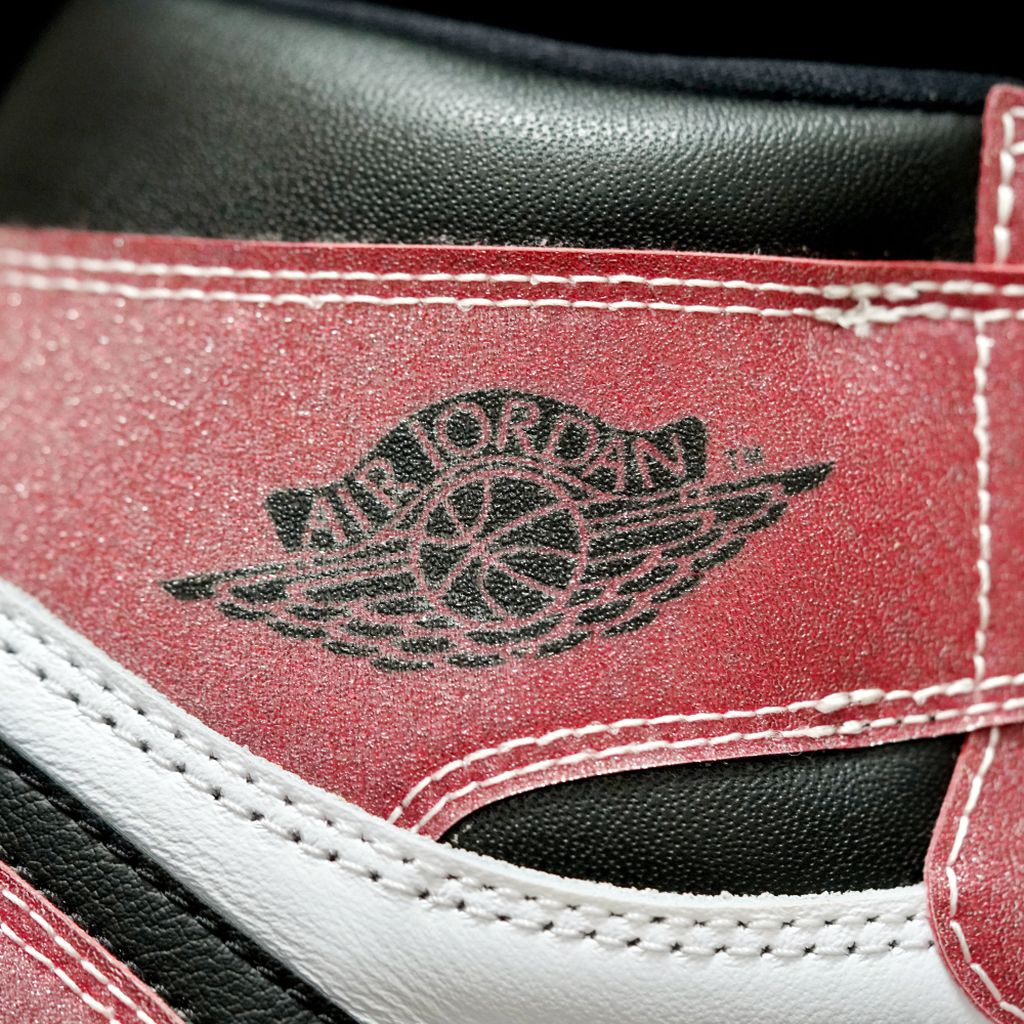 BL - AJ1 Trophy Room Son of JD